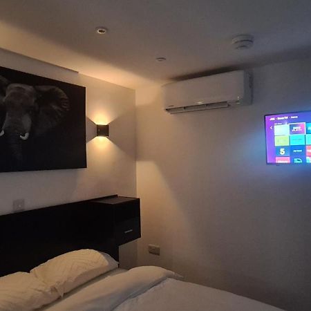 Home Away From Home! Pont Yates 외부 사진